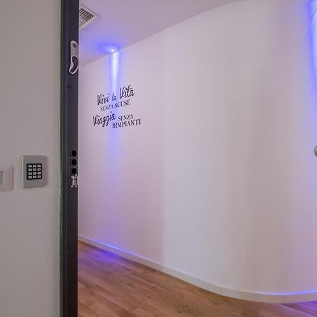 Helios Guest House 칼리아리 외부 사진