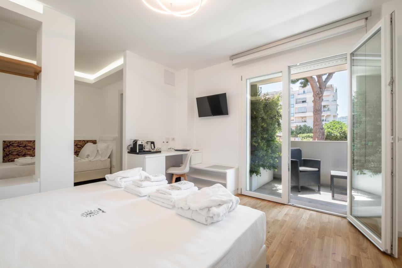 Helios Guest House 칼리아리 외부 사진