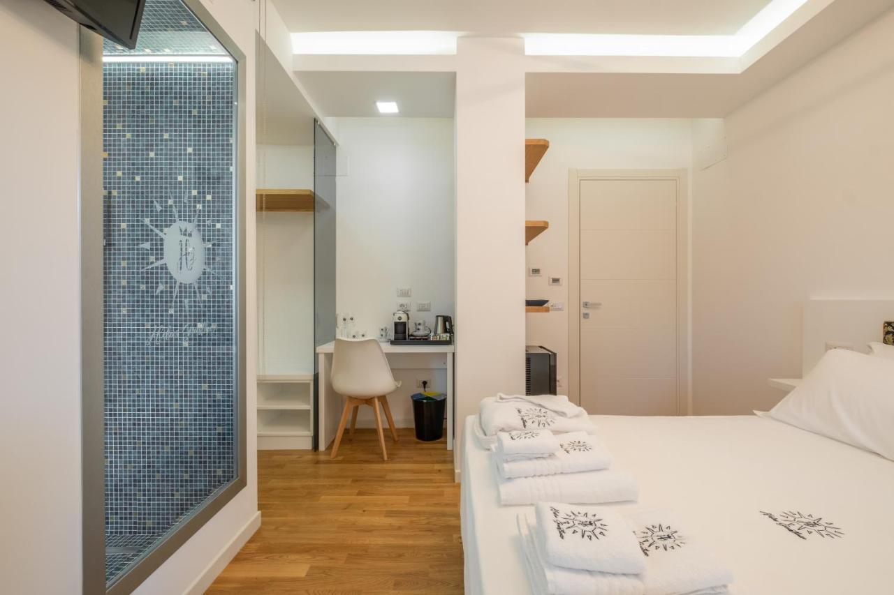 Helios Guest House 칼리아리 외부 사진
