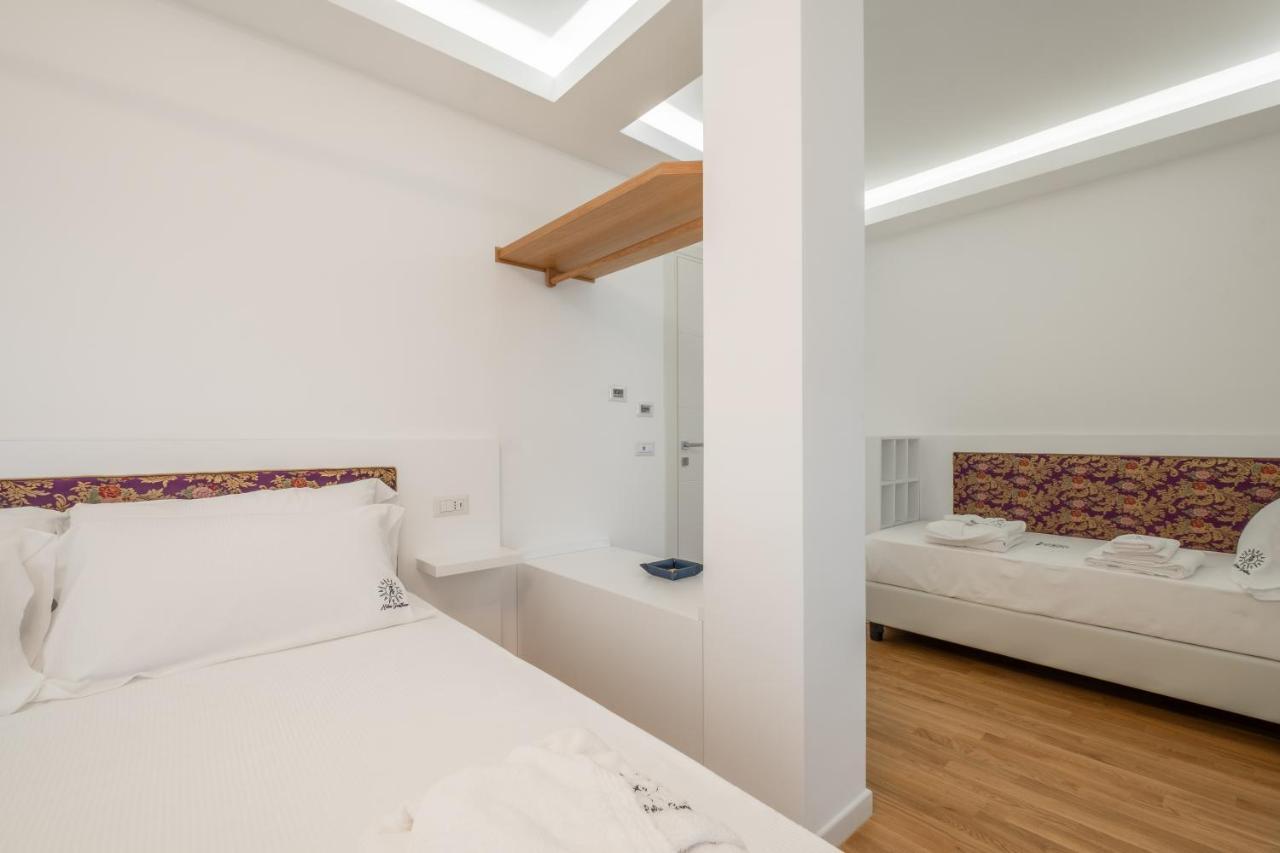 Helios Guest House 칼리아리 외부 사진