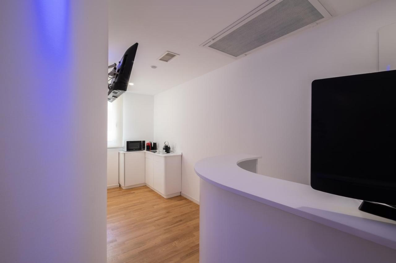 Helios Guest House 칼리아리 외부 사진